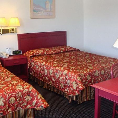 Golden Wheat Budget Host Inn Junction City Zewnętrze zdjęcie